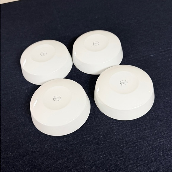 Corning Centura White Cereal Soup Bowls Set of 4 Vintage 1970s Milk Glass - Picture 2 of 8